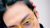 Selain menjadi personel BIGBANG, T.O.P juga membintangi sejumlah judul film, sebut saja Commitment (2013), Tazza: The Hidden Cards (2014), dan lain-lain. Foto: dok. Instagram @choi_seung_hyun_tttop