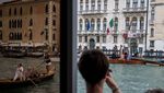 Foto: Biola Nuh Berlayar di Venesia