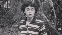 Alfred Dimas dalam unggahan Instagram kerap mengunggah foto dengan gaya jadul. Foto: dok. Instagram Alfred Dimas Kusnandi