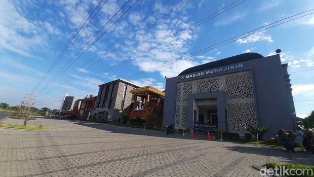 6 tempat ibadah berdampingan di surabaya