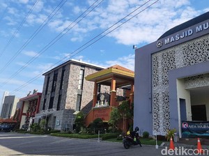 Potret Kerukunan Umat Beragama di Surabaya Menjelang Momen Imlek