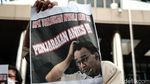 Anies Baswedan Selesai Diperiksa KPK, Muncul Massa Demo