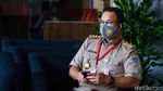 Anies Acungkan Jempol Saat Dipanggil KPK Terkait Kasus Lahan