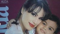 Di momen pertambahan usianya ini, Sophia Latjuba memposting foto Eva Celia kecil. Foto: Instagram