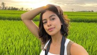 Baru-baru ini Eva Celia dilamar oleh kekasihnya, Demas Narawangsa. (Foto: Instagram)