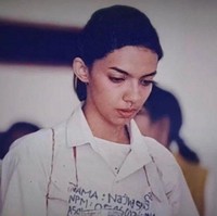 Kalau yang satu ini potret Najwa Shihab saat masih mengikuti ospek di kampusnya. Nana dengan rambut pendeknya sudah terlihat cantik sedari dulu ya.. Foto: Instagram
