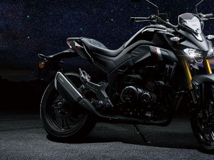 Suzuki GSX-S300 Meluncur, Cocok buat Lawan Yamaha MT-25 di RI?