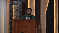 Dia menyoroti soal Babinsa yang dipanggil ke kantor polisi. Menurutnya, Babinsa hanya mendampingi warga yang tengah mempunyai masalah konflik lahan dengan perusahaan PT Ciputra Internasional (Citra Land Manado). (Foto: Situs Kodam XIII/Merdeka)