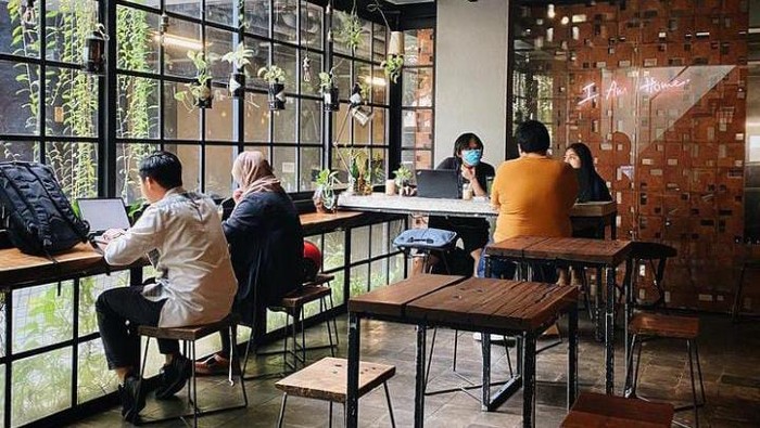 5 Kafe Hidden Gem Ini Cocok Buat Tempat Work From Cafe