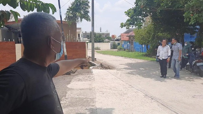 Lokasi kejadian pembacokan sadis oleh pria berhelm hitam di Jalanan Palembang