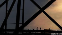 Lebih lanjut, pembangunan Jakarta International Stadium diharapkan dapat meregenerasi kawasan Jakarta Utara.
