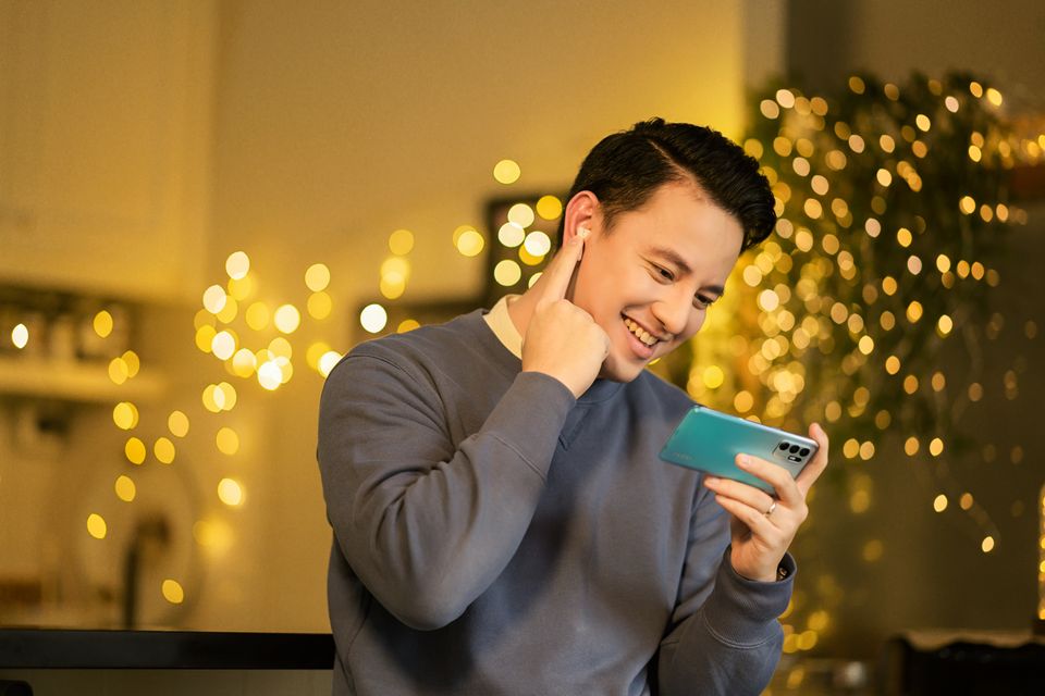 OPPO Reno6