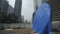 Dana yang didapat berasal dari pihak swasta dengan nilai mencapai Rp 28 miliar, dana miliaran rupiah itu juga digunakan untuk membuat jalur sepeda permanen di sepanjang jalan Sudirman-Thamrin. Bagaimana menurut anda?