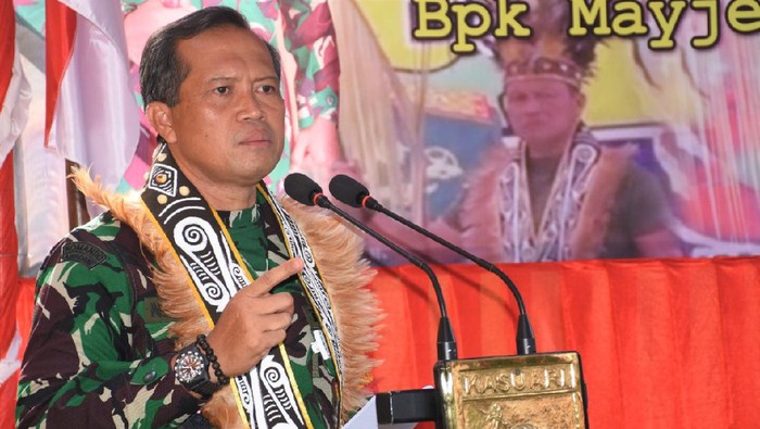 Pangdam XVIII/Kasuari Mayjen TNI I Nyoman Cantiasa, mengatakan Tanah Papua adalah warisan leluhur yang harus dijaga. Dia mengatakan pembangunan Papua harus dilakukan dengan penuh kedamaian. (dok Kodam Kasuari)