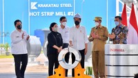 Presiden Joko Widodo (Jokowi) pagi ini meresmikan pabrik industri baja di Cilegon, Banten. Pabrik yang bernama Hot Strip Mill 2 itu milik PT Krakatau Steel Tbk (KRAS). Agus Suparto/detikcom  