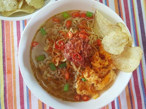 Resep Mie Instan Kuah Cabe Super Pedas
