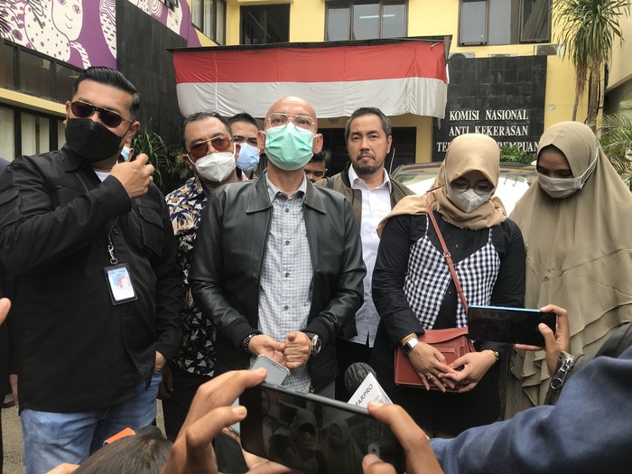 S, Korban Ayah Taqy Malik