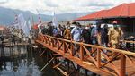 Sandi Jadi Menteri Pertama yang Kunjungi Kampung Yoboi Papua