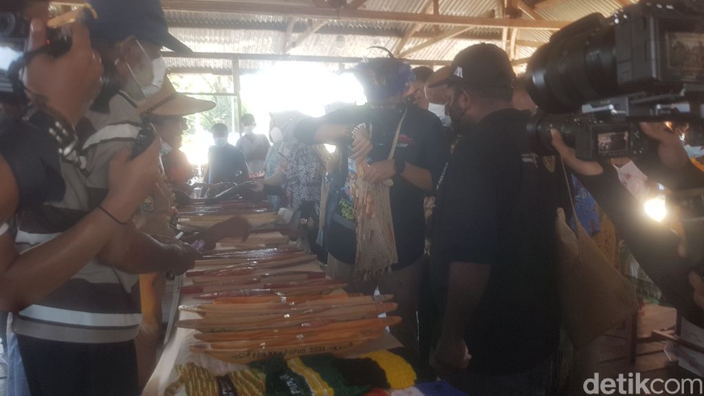 Sandiaga uno di Papua