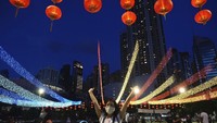 Perayaan ini digelar di kawasan Taman Victoria. Festival ini jatuh pada hari ke-15 bulan ke-8 penanggalan Imlek.
