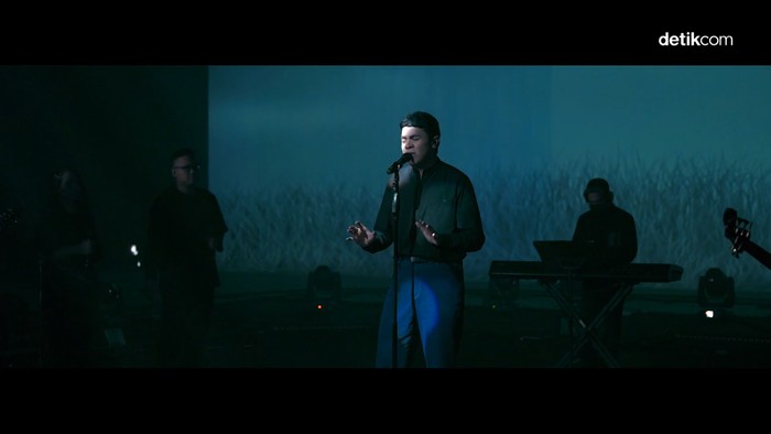 Tulus - Terlalu Rindu