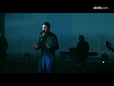 Melihat Kembali Penampilan Tulus Semalam