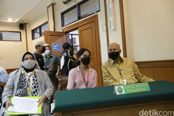 Tyna Kanna mirdad sidang cerai