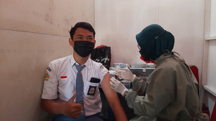 Vaksinasi pelajar di Kabupaten Banyumas
