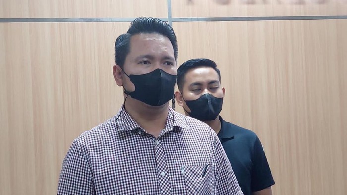 Wakasat Reskrim Polres Metro Jakbar AKP Niko Purba
