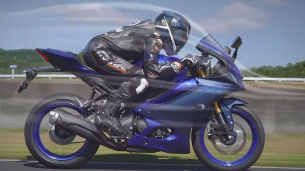 Yamaha R15 V4 yang diperkenalkan di India