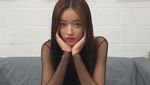Biasa Tampil Cute, YooA Oh My Girl Bikin Heboh saat Unggah Foto Seksi