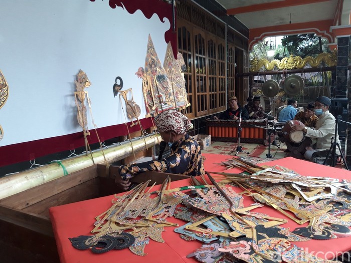 6 Dalang Senior Boyolali Ngamen 6 Dalang Senior Boyolali Ngamen