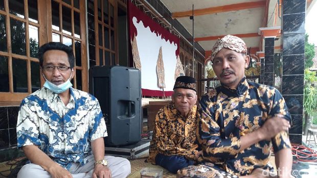 6 Dalang Senior Boyolali Ngamen
