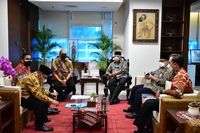 

<p><strong>Menteri PU Turun Gunung: Andre Rosiade Giring Dody Hanggodo Keliling Sumbar, Realisasikan Janji Pembangunan Prabowo</strong></p>
<p>” title=”</p>
<p><strong>Menteri PU Turun Gunung: Andre Rosiade Giring Dody Hanggodo Keliling Sumbar, Realisasikan Janji Pembangunan Prabowo</strong></p>
<p>“></p>
				            					        </div>
				        		    </div>
		    		    <div class=