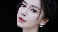 Namun isu soal perceraian Angelababy juga terdengar. Foto: dok. Facebook Angelababy