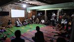 7 Gaya Nadiem Blusukan dan Menginap di Dalam Hutan Jambi