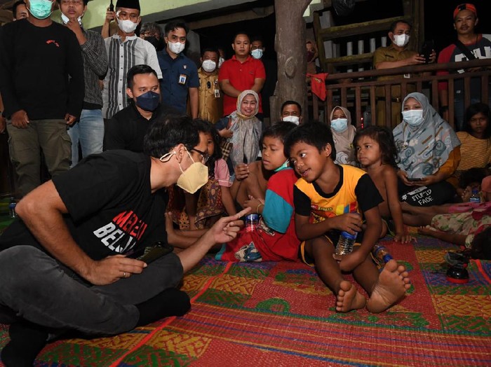 Blusukan di Jambi Nadiem Nginap di Dalam Hutan, Ada Apa?