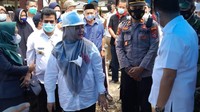 Bupati Andi Merya (topi putih) bersama pihak lain yang di-OTT masih dalam proses permintaan keterangan oleh tim KPK. KPK memiliki waktu 1x24 jam sebelum menentukan status mereka. (Instagram @ andi_merya_nur)
