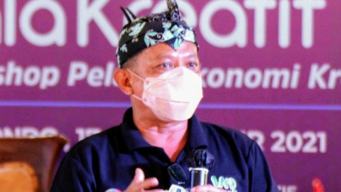 Bupati Situbondo Karna Suswandi
