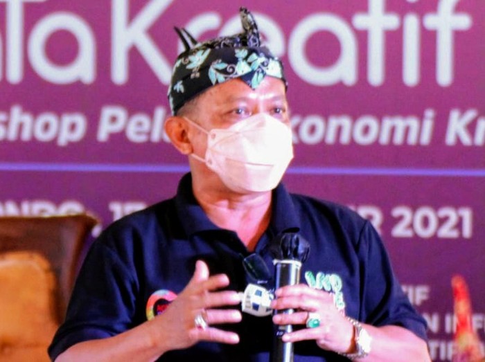 Bupati Situbondo Karna Suswandi