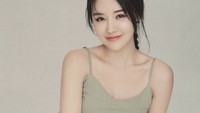 Memiliki wajah cantik dan tubuh seksi, ternyata tak membuat Gao Liu puas. Dok. Weibo