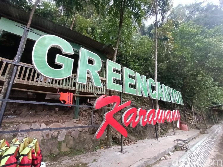 Langsung Jadi Primadona! Green Canyon-nya Karawang, Nih