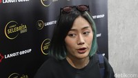 Firsabilah pun menegaskan akan tetap setia menunggu dan menemani proses hukum Coki Pardede.  Foto: Palevi/ detikHOT