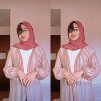 Saat itu Ika hanya bisa terdiam dan tak bisa berkutik. Ketika teman sekelasnya melakukan bullying. Ia pun sampai bertanya kepada orangtuanya tentang kondisi yang dialami. Aku pernah nanya ke orangtua. Mereka menjawab syukuri saja, ucapnya. Foto: Dok.Instagram @ikamasriana.