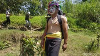 Pemilihan Bendungan Barugbug sebagai lokasi ruwatan karena merupakan pertemuan dua sungai. Diharapkan, dengan ruwatan ini bisa menumbuhkan rasa kepedulian terhadap kelestarian sungai.