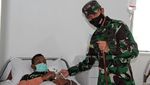 Kondisi Nakes Korban KKB Papua Terungkap Saat Pangdam Menjenguk