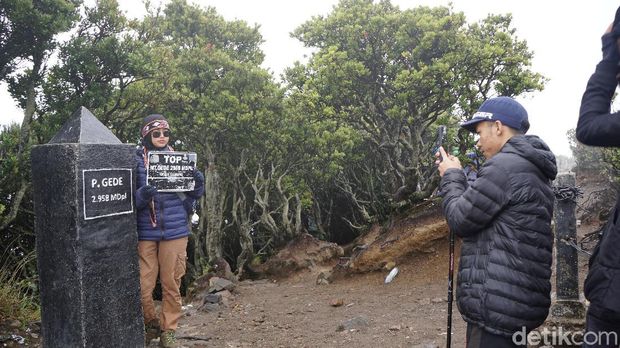 Pendakian Gunung Gede