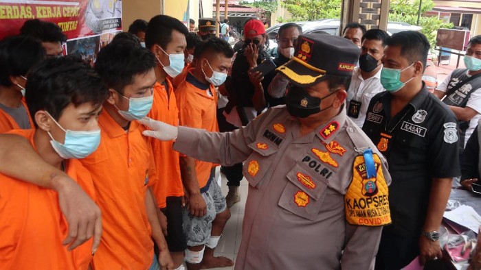 Polisi menangkap komplotan begal di Sumut yang mengincar wanita atau ibu-ibu yang berkendara seroang diri