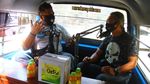 Saat Angkot di Malang Disulap Jadi Studio Podcast Keliling