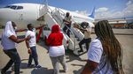 Dideportasi, Migran Haiti Paksa Masuk Pesawat untuk Kembali ke AS